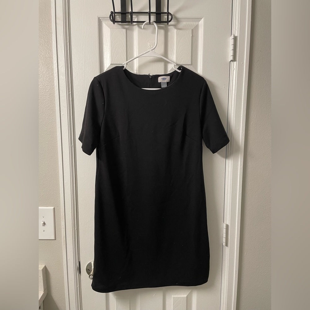 Old Navy Black Sheath Mini Dress Crew Neck Short Sleeve